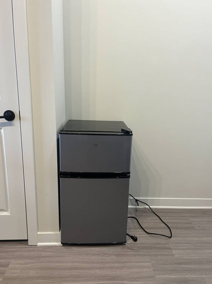 Compact Refrigerator